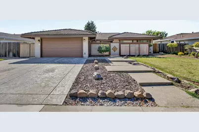 7394 Farm Dale Way, Sacramento, CA 95831 - Photo 9