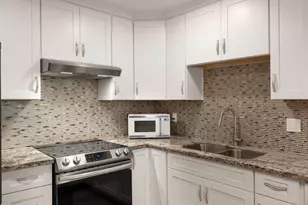 10984 Hirschfeld Way, Rancho Cordova, CA 95670 - Photo 11