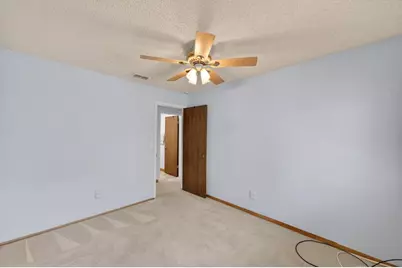 9353 Aizenberg Circle, Elk Grove, CA 95624 - Photo 21