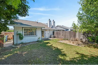 9353 Aizenberg Circle, Elk Grove, CA 95624 - Photo 33