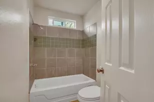 511 S Gertrude Ave, Stockton, CA 95215 - Photo 25