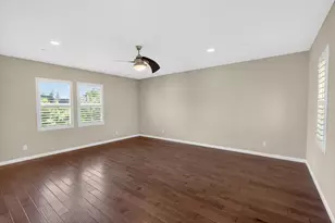 8073 Lido Isle Ln, Sacramento, CA 95831 - Photo 39