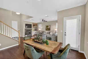 8073 Lido Isle Ln, Sacramento, CA 95831 - Photo 17