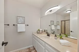 1436 Vista Creek Dr, Roseville, CA 95661 - Photo 27