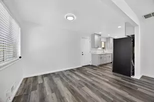 61 Brentford Cir, Sacramento, CA 95823 - Photo 15