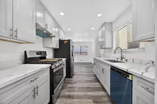 61 Brentford Cir, Sacramento, CA 95823 - Photo 9