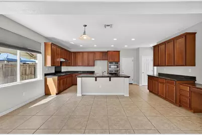 5708 Claudied Way, Elk Grove, CA 95757 - Photo 11