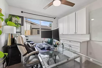 7803 Orchard Woods Circle, Sacramento, CA 95828 - Photo 13