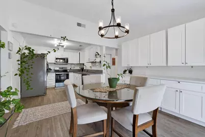 7803 Orchard Woods Circle, Sacramento, CA 95828 - Photo 7