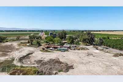 28060 S Airport Way, Manteca, CA 95337 - Photo 13