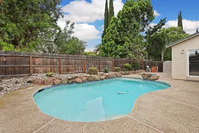 929 Kapareil Drive, Tracy, CA 95376 - Photo 41