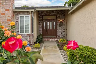 929 Kapareil Dr, Tracy, CA 95376 - Photo 7