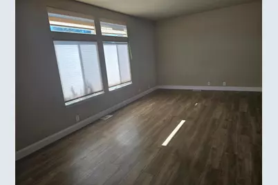 Dutchess Way, Sacramento, CA 95827 - Photo 9