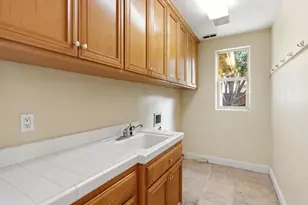 3708 Los Cerros Pl, Davis, CA 95618 - Photo 33