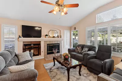 10115 Hampton Oak Drive, Elk Grove, CA 95624 - Photo 5