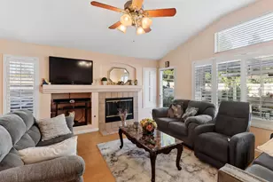 10115 Hampton Oak Dr, Elk Grove, CA 95624 - Photo 5