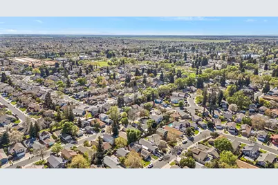 6931 Springmont Drive, Elk Grove, CA 95758 - Photo 37