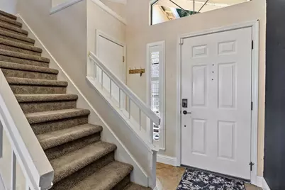 6931 Springmont Drive, Elk Grove, CA 95758 - Photo 15