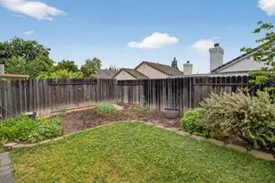 9149 Irish Gold Way, Sacramento, CA 95826 - Photo 31