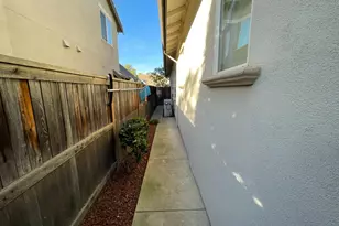 716 Chesterfield Way, Rocklin, CA 95765 - Photo 31