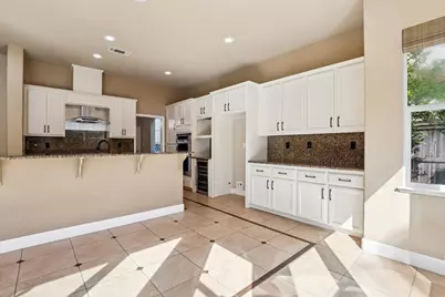 716 Chesterfield Way, Rocklin, CA 95765 - Photo 23