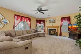 4296 Oakridge Dr, Tracy, CA 95377 - Photo 11