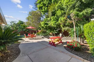 5108 Laurelview Ave, Carmichael, CA 95608 - Photo 9