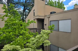 733 Woodside Ln E, Sacramento, CA 95825 - Photo 3