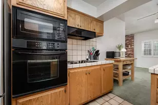 3058 Notre Dame Dr, Sacramento, CA 95826 - Photo 15