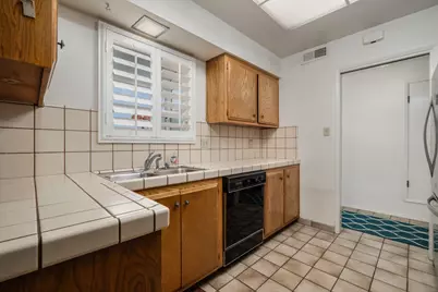 3058 Notre Dame Drive, Sacramento, CA 95826 - Photo 17