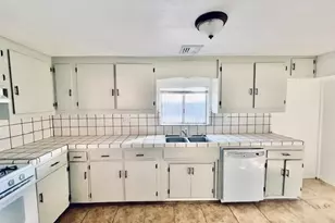 332 Hinkley Ave, Oakdale, CA 95361 - Photo 7