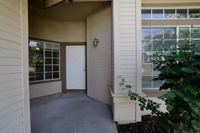8724 Kentshire Way, Sacramento, CA 95828 - Photo 9
