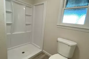 917 9th St, Turlock, CA 95380 - Photo 23