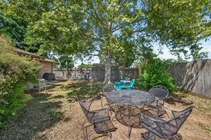 203 Eric Cir, Galt, CA 95632 - Photo 11