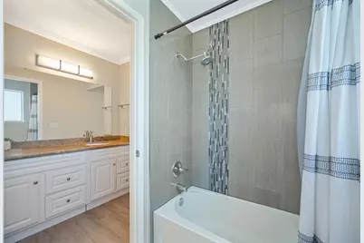 1019 Dornajo Way #210, Sacramento, CA 95825 - Photo 13