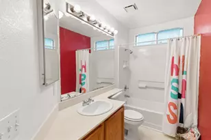 822 Woodstream St, Stockton, CA 95206 - Photo 17