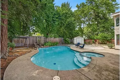 9223 Camden Lake Way, Elk Grove, CA 95624 - Photo 65