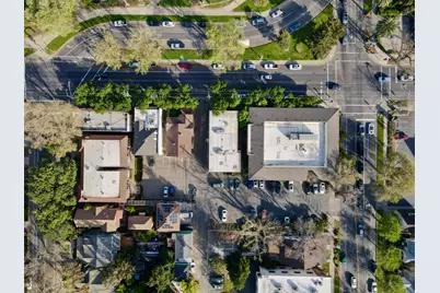 716 Alhambra Boulevard, Sacramento, CA 95816 - Photo 9