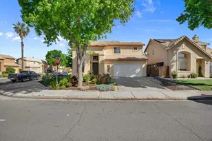 1977 Grove Ct, Tracy, CA 95376 - Photo 3