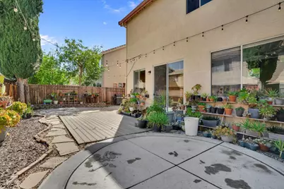 1977 Grove Court, Tracy, CA 95376 - Photo 29