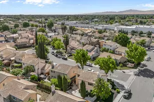 1977 Grove Ct, Tracy, CA 95376 - Photo 35