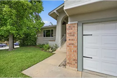8008 Mesa Oak Way, Citrus Heights, CA 95610 - Photo 3