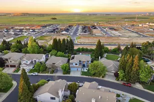 3249 Big Bear Dr, Roseville, CA 95747 - Photo 11