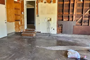 6955 S Land Park Dr, Sacramento, CA 95831 - Photo 47