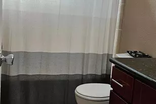 6955 S Land Park Dr, Sacramento, CA 95831 - Photo 33