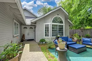 7548 Sycamore Dr, Citrus Heights, CA 95610 - Photo 3