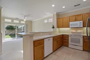 2042 Spring Blossom Ln, Turlock, CA 95382 - Photo 9