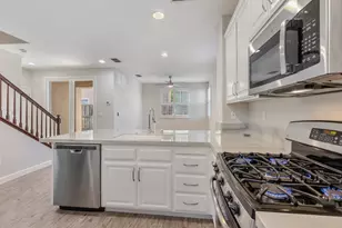 343 Phoenix Cir, Lincoln, CA 95648 - Photo 9