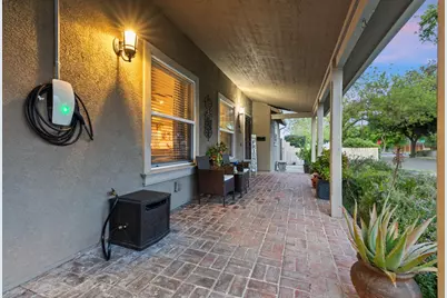 33 E Pine, Stockton, CA 95204 - Photo 3