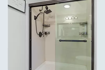 33 E Pine, Stockton, CA 95204 - Photo 21